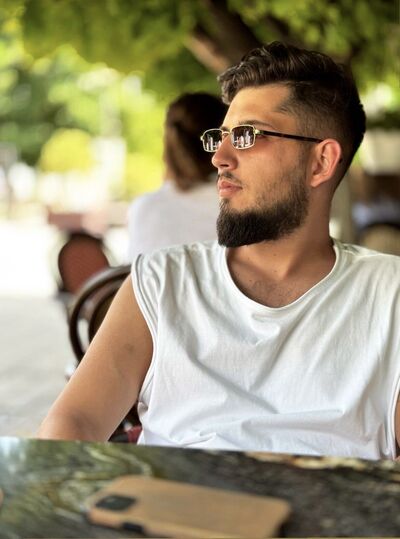  Azor,   , 25 ,   ,   