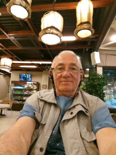  ,   Michail, 60 ,   