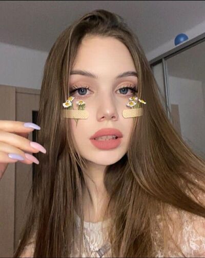  ,   Rina, 20 ,   ,   