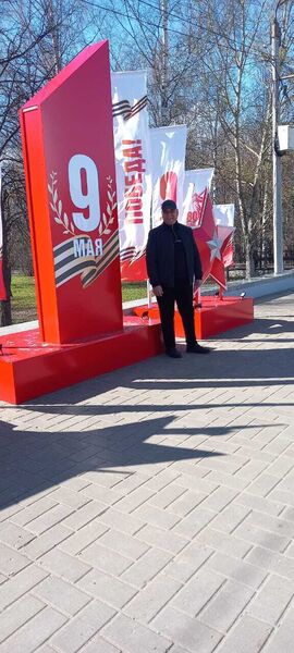  ,   Elnur, 42 ,   ,   