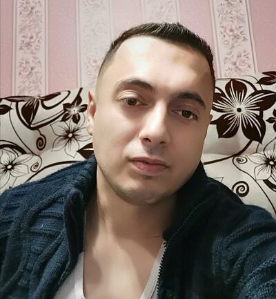 ,   Kamran, 33 ,   ,   , c , 