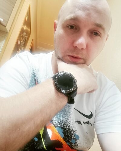  ,   Denis, 31 ,   ,   