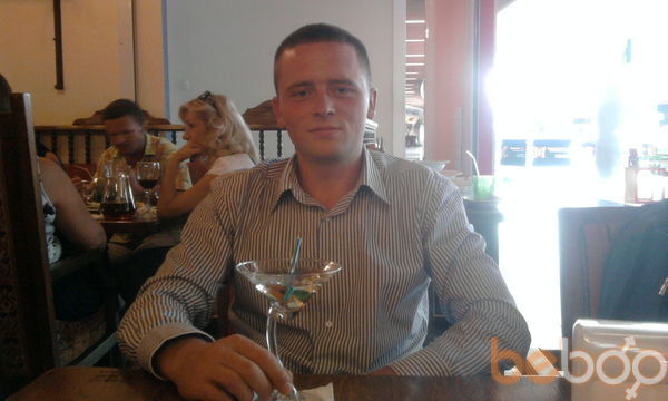  ,   Stas, 37 ,   