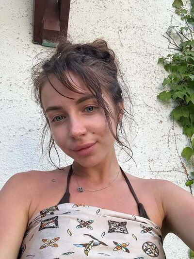  ,   Anna, 31 ,   ,   