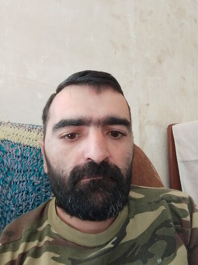  ,   Hovhanes, 38 ,   ,   , c 