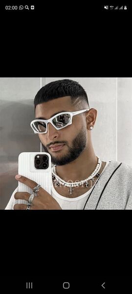  --,   Stanzilla, 22 ,   ,   
