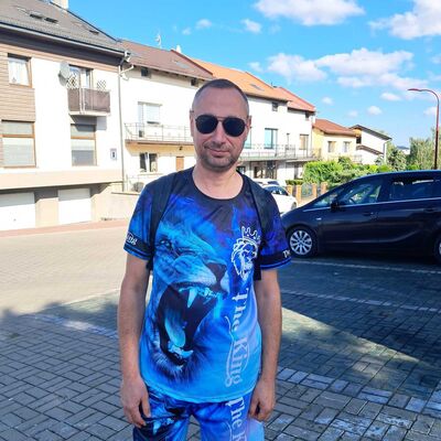  Bytow,   Vitaliy, 45 ,   ,   