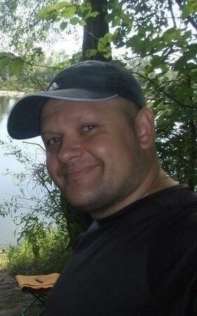  18694788  Oleg, 42 ,    