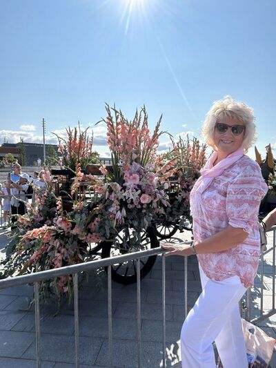  -,   Svetlana, 59 ,   ,   