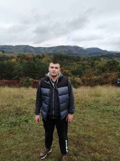  ,   Igor, 22 ,   ,   