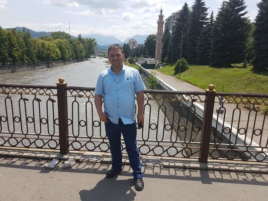  ,   Rahil, 44 ,   