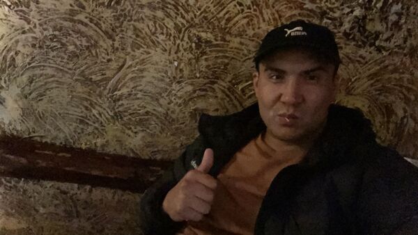  ,   Nik, 30 ,   ,   