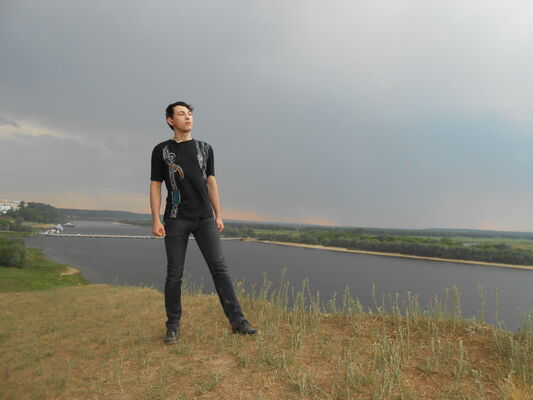  ,   Akito, 29 ,  