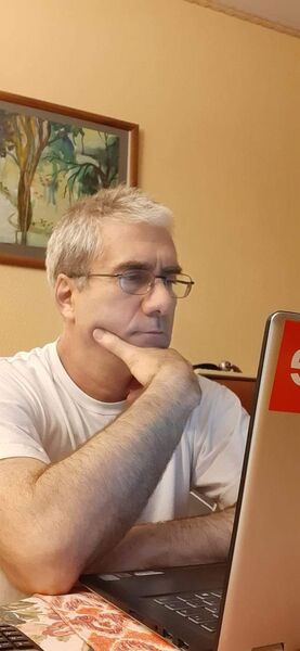  ,   Jevgenij, 63 ,   c 