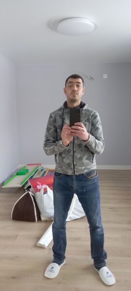  ,   Artur, 41 ,   ,   , c 