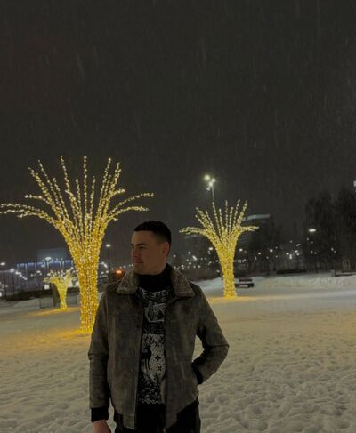  ,   Nikita, 25 ,   ,   