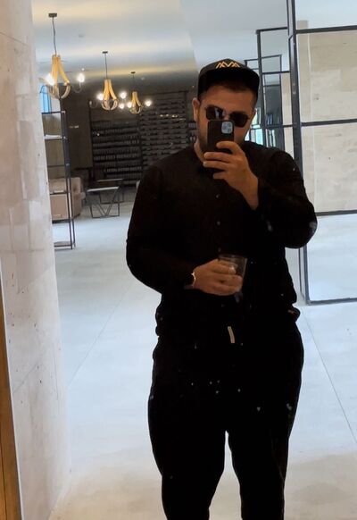  ,   Suxo, 28 ,   ,   