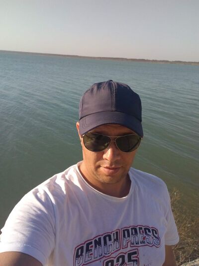  ,   Denis, 46 ,   ,   , c , 
