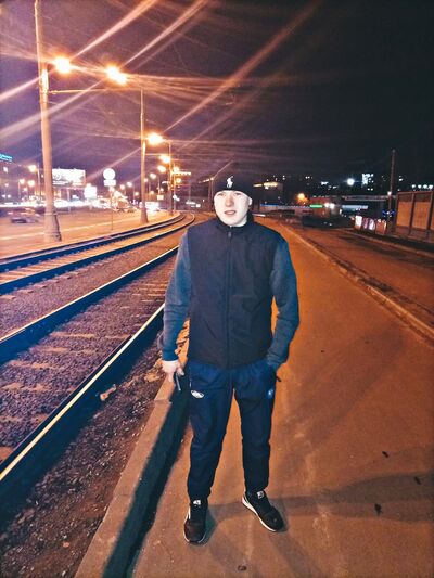  ,   Maxim, 23 ,   ,   , c 