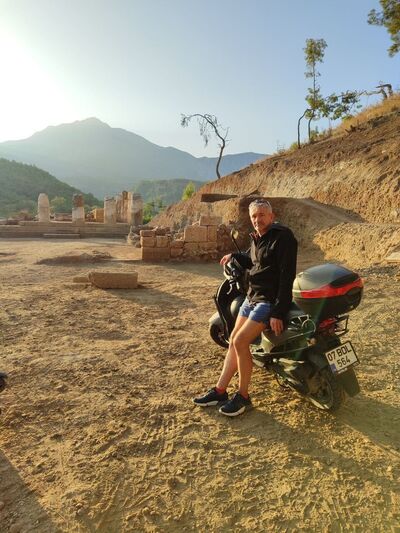  ,   Ali, 53 ,   ,   , c 