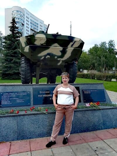  ,   Lara, 54 ,   ,   