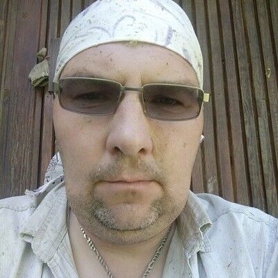  ,   Valdis, 47 ,   ,   , c 