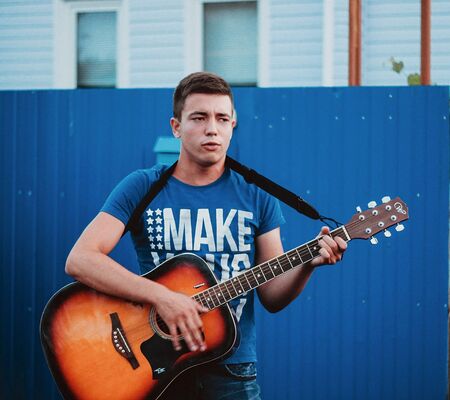 ,   Artem, 28 ,   ,   