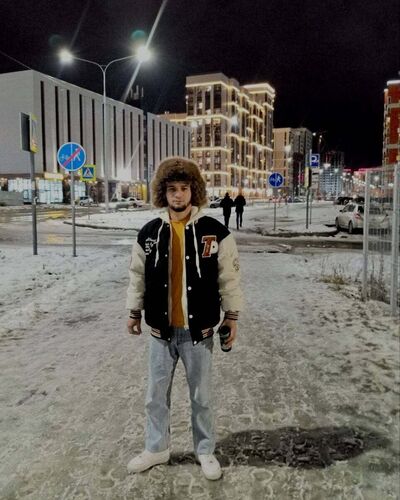  ,   Anas, 22 ,  