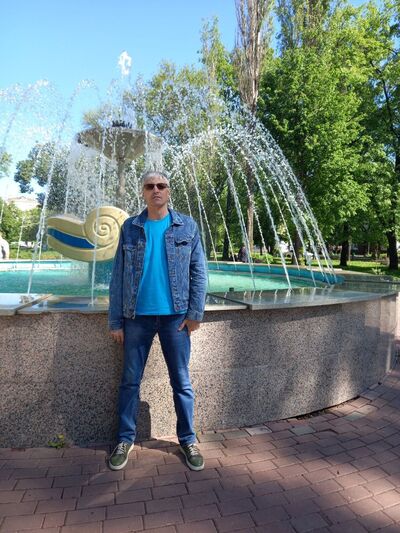  ,   Anton, 42 ,   ,   