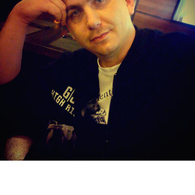  ,   Anton, 37 ,   
