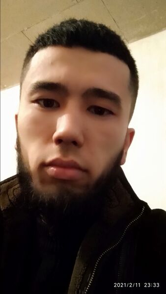 -,   Ali, 28 ,   ,   