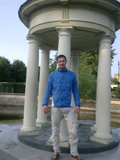  ,   Denis, 40 ,   ,   , c 