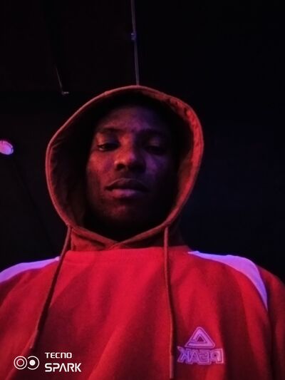  --,   Vyking, 30 ,   ,   