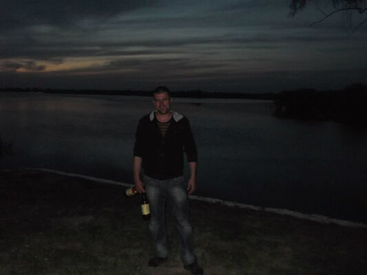  ,   Vitek, 45 ,  