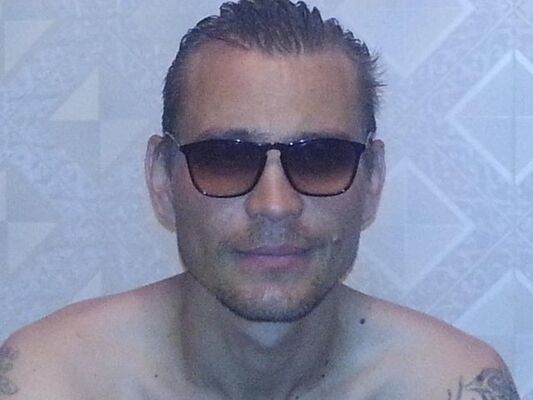  ,   Banderos, 44 ,   