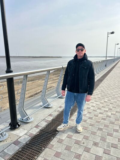  --,   , 40 ,     , c 