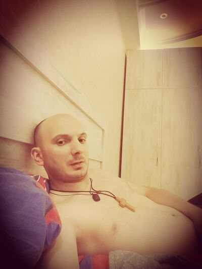  ,   Gio, 38 ,   ,   , c 