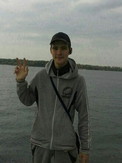  ,   Viktor, 36 ,   ,   , 