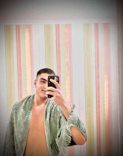  ,   Voris, 21 ,   ,   