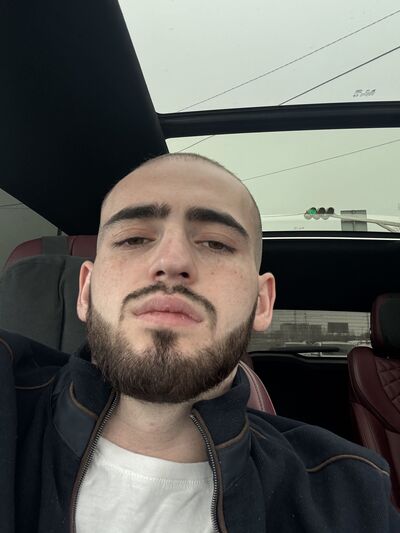  ,   Erik, 25 ,   ,   