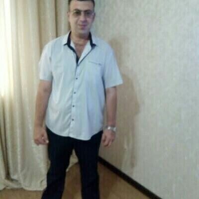  54385478  ROBERT, 42 ,    