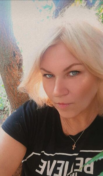  ,   Elena, 41 ,   ,   