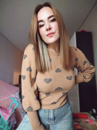  ,   Yana, 28 ,   ,   