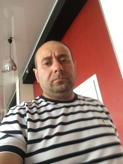  ,   Vilen, 47 ,   