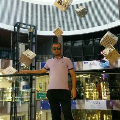  ,   Ikrom, 41 ,   ,   , c , 