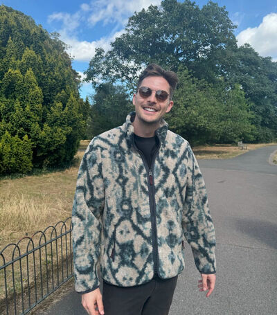  ,   George, 37 ,   ,   