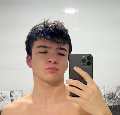  ,   Alex, 20 ,   ,   