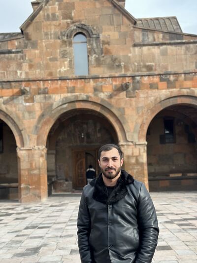  ,   Aramo, 28 ,   ,   