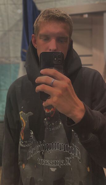  -,   , 21 ,     , c 