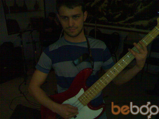  1863808  Gio, 37 ,    